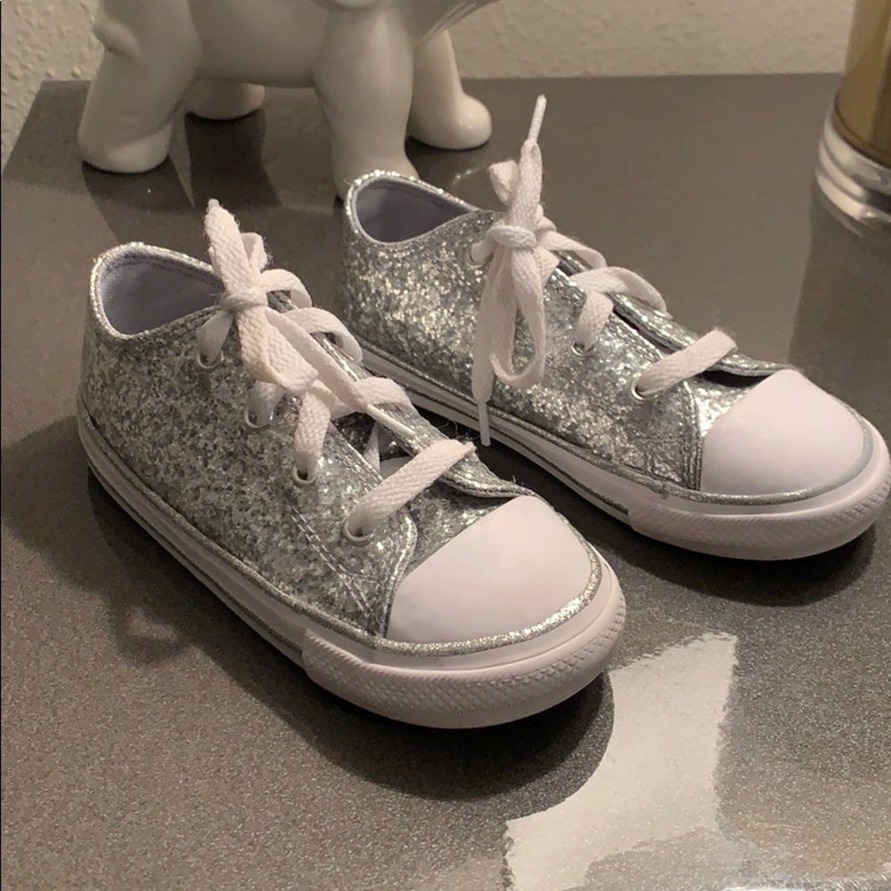 2/$20 Converse All Stars Silver Glitter Kids Sz 10